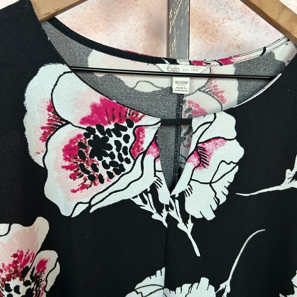 CATO floral romantic poncho top size 18 20 W date night chic keyhole black pink - Picture 3 of 5